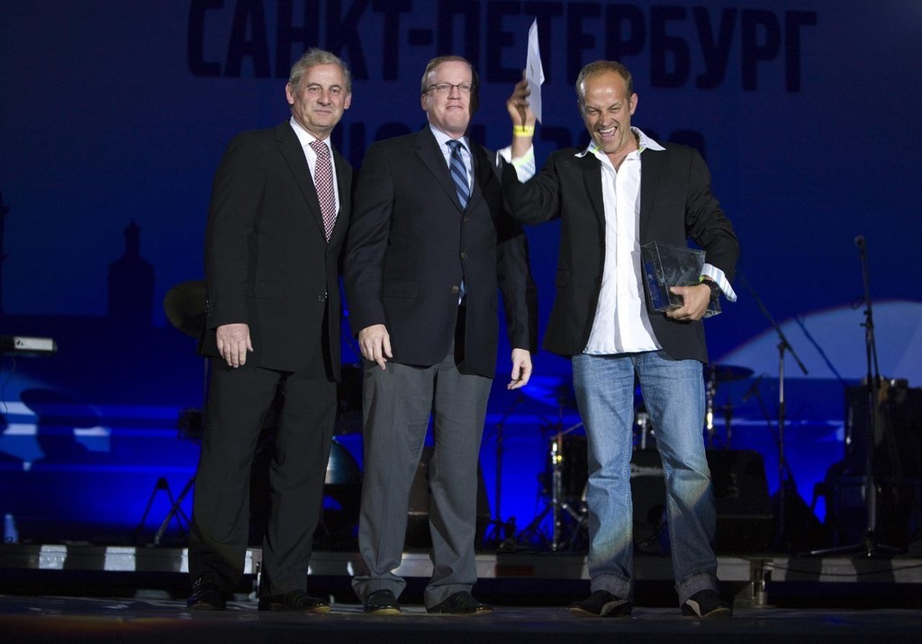 PUMA Ocean Racing’s Rick Deppe receives the media award for Leg 10 © Sally Collison/PUMA Ocean Racing http://www.sallycollison.com